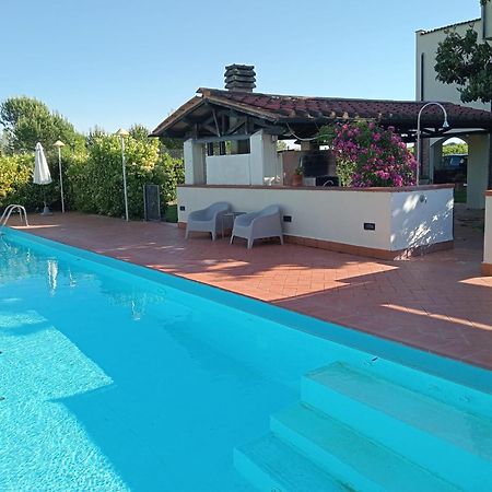 Villa Lavinia B&B Montescudaio Luaran gambar