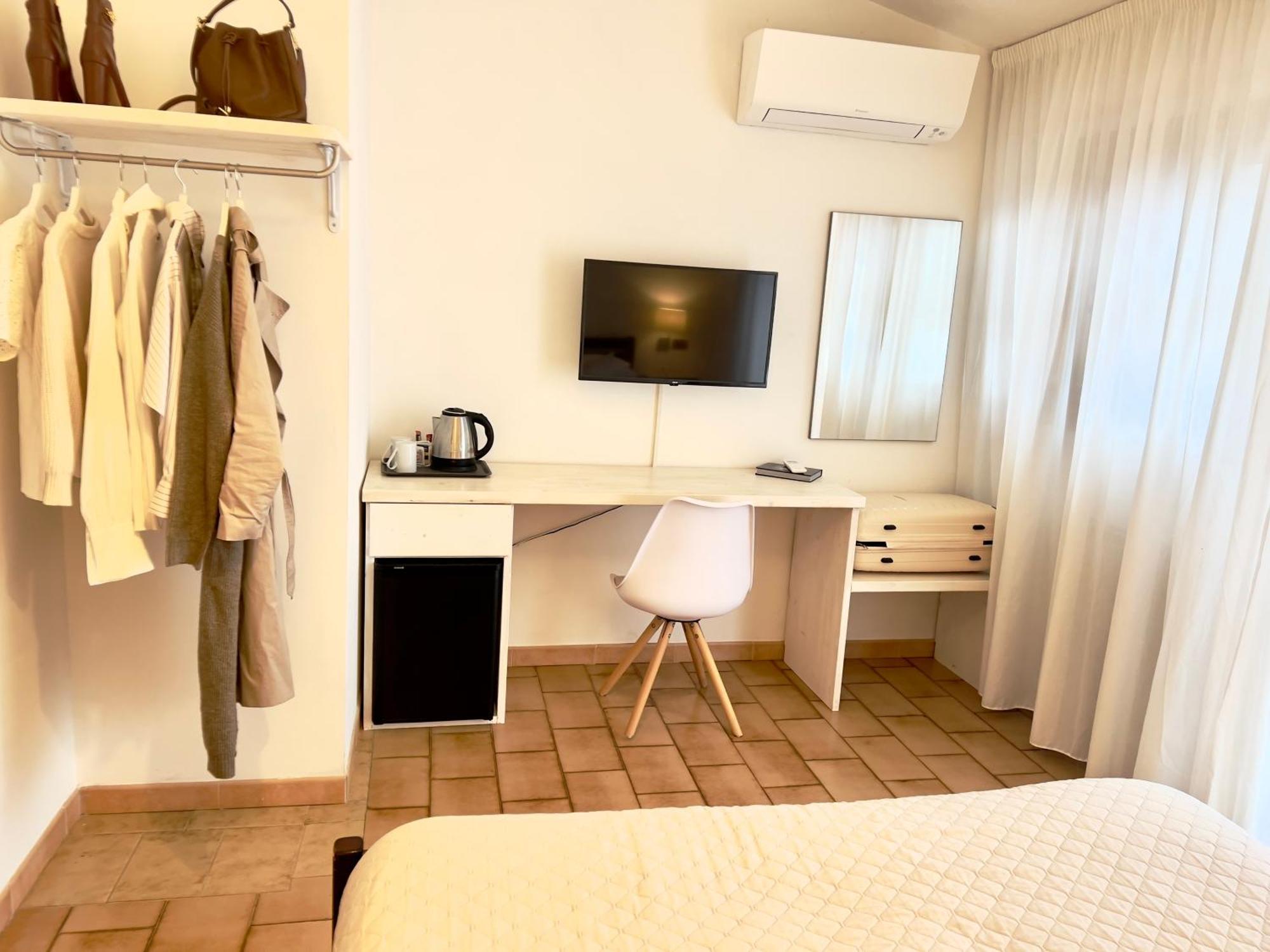 Villa Lavinia B&B Montescudaio Luaran gambar
