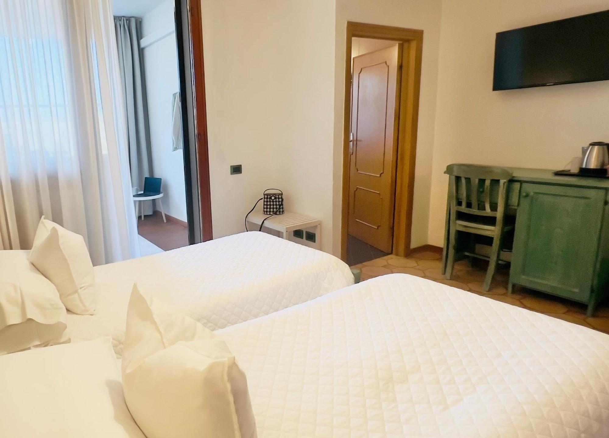 Villa Lavinia B&B Montescudaio Bilik gambar