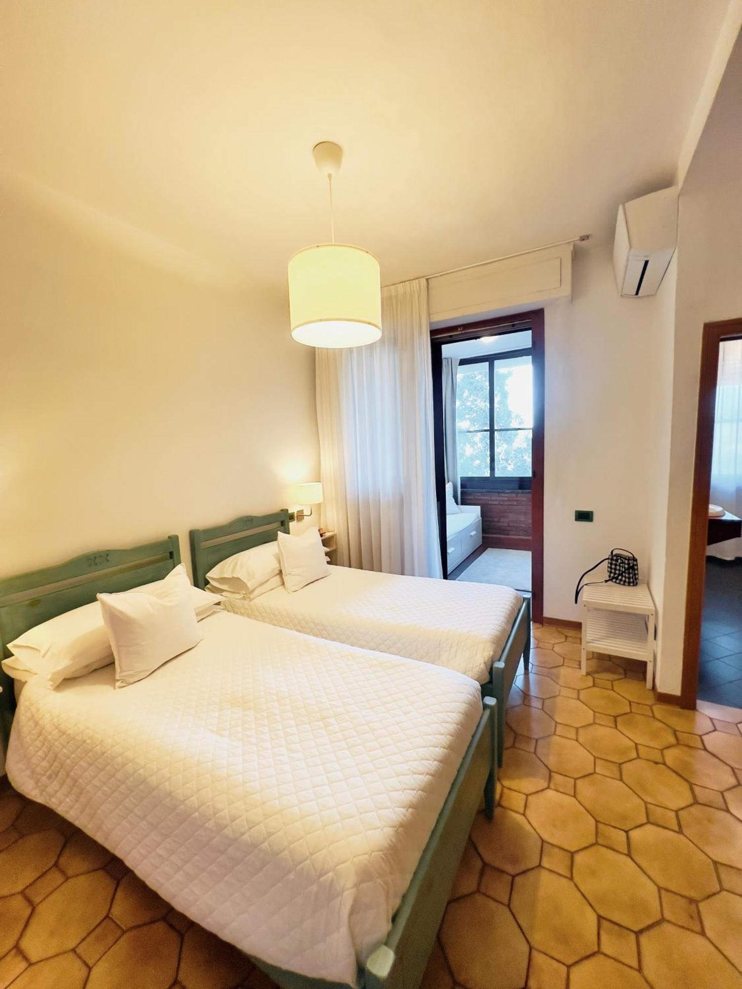 Villa Lavinia B&B Montescudaio Bilik gambar